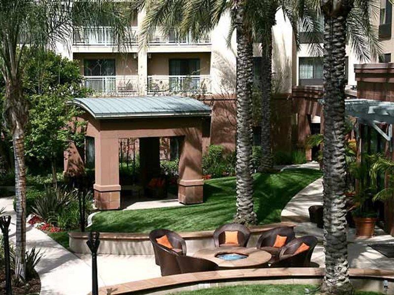 Courtyard Los Angeles Burbank Airport Buitenkant foto