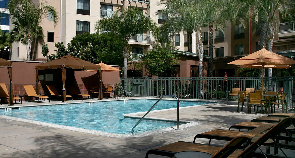 Courtyard Los Angeles Burbank Airport Buitenkant foto